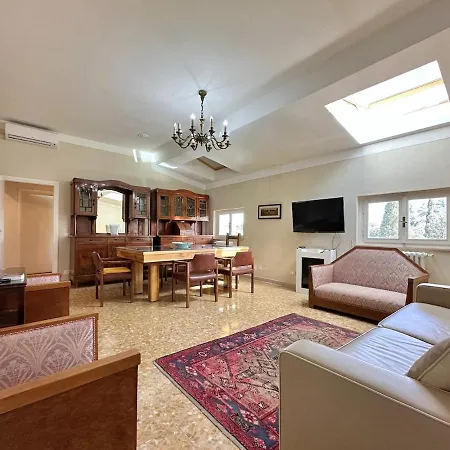 Penthouse Immersed In The Park Private Parking